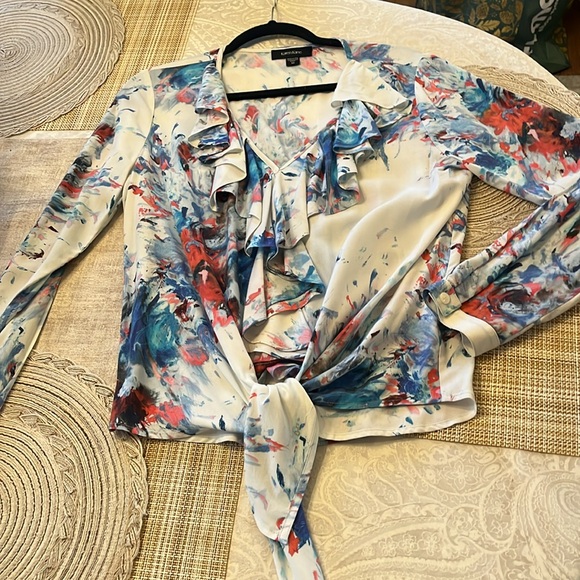 Karen Kane Women's Blue and White Blouse Ruffled and Tied Front Size Medium EUC - Picture 1 of 8